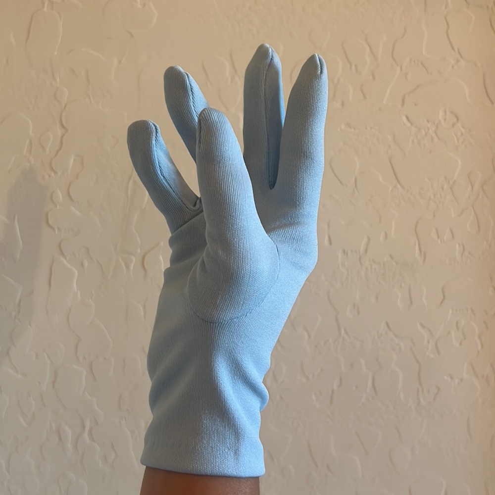 Short wrist gloves matte color